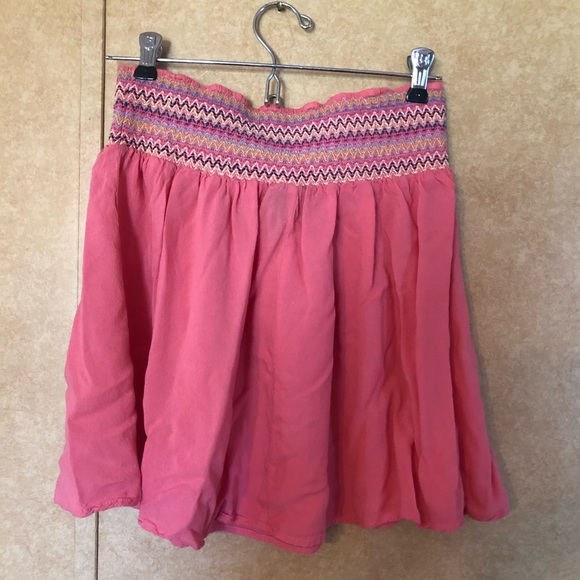 Rue 21 Pink Stretch Skirt XL - Picture 2 of 4